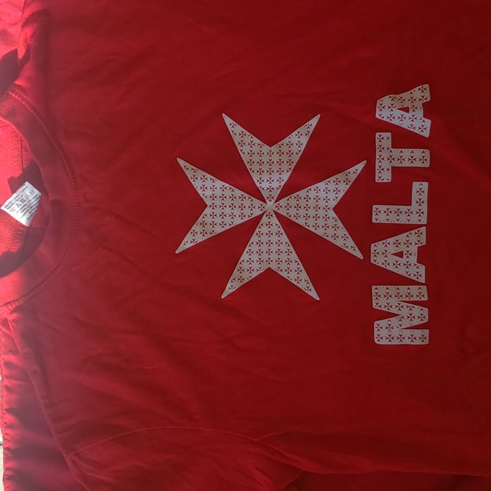 Malta red t-shirt size S